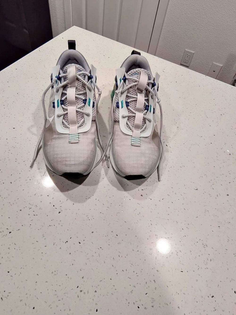 Size 11.5 - Nike Air Max 2021 Photon Dust Clear Emerald